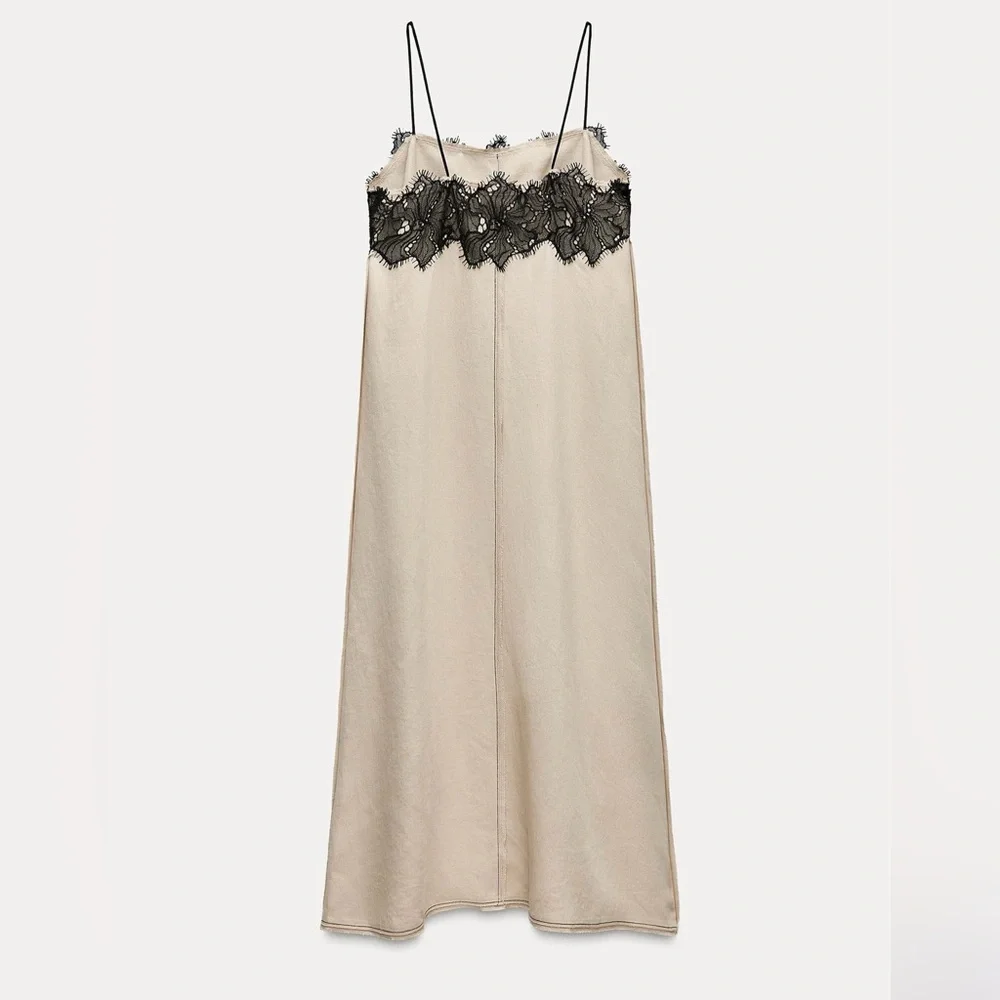 Linen blend lace dress ZW collection - Zara - second size I had - Picture 2 of 4